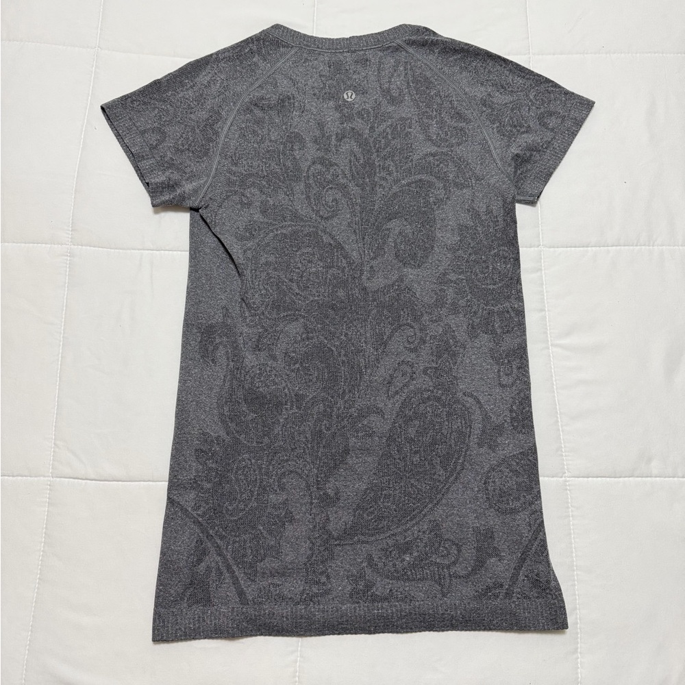 lululemon athletica Gray Short Sleeve Tee - Picture 3 of 3